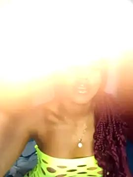 Snapshot of LittleCataleya chatting on 10, 7, 2026 LittleCataleya online show from 10, 7, 2026