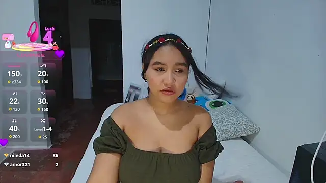 Snapshot of sol-canela chatting on 31, 7, 2026 sol-canela online show from 31, 7, 2026