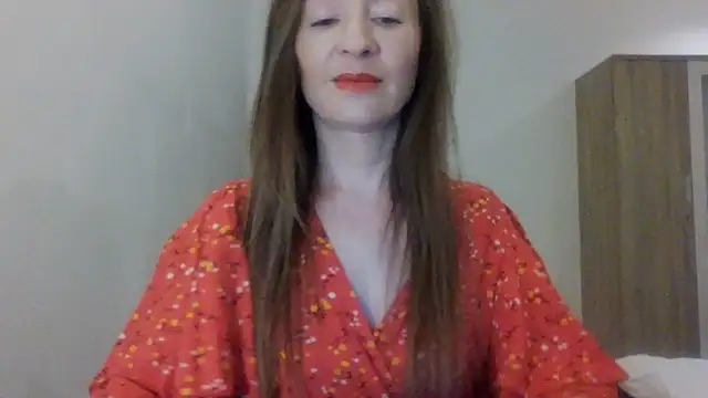 Snapshot of Sweet_Poeme chatting on 16, 7, 2026 Sweet Poeme online show from 16, 7, 2026