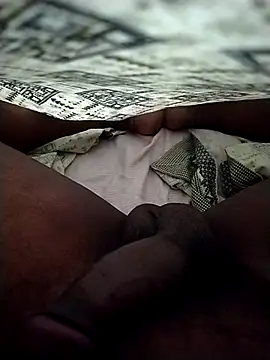 Snapshot of Malluboy1990 chatting on 19, 7, 2026 Malluboy1990 online show from 19, 7, 2026