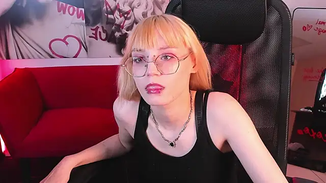 ReminaMeow online show from 22, 7, 2026