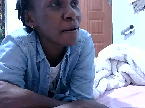 Snapshot of Little_Flower01 chatting on 8, 7, 2026 Little Flower01 online show from 8, 7, 2026