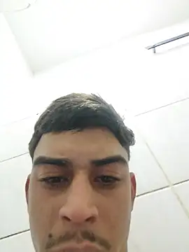Snapshot of Miguel_xxt chatting on 8, 7, 2026 Miguel xxt online show from 8, 7, 2026