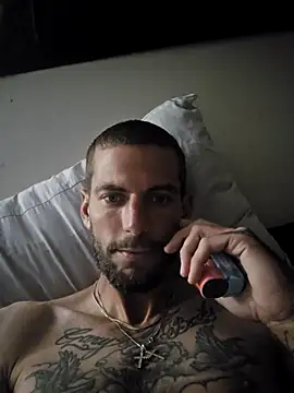 Snapshot of whiteboy4200 chatting on 8, 7, 2026 whiteboy4200 online show from 8, 7, 2026