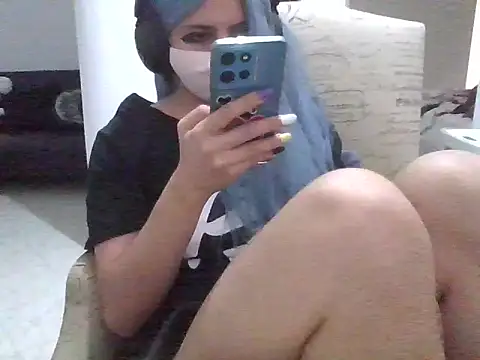 Snapshot of maya_maymay chatting on 9, 7, 2026 maya maymay online show from 9, 7, 2026
