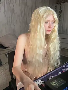 Snapshot of pocet_barbie chatting on 9, 7, 2026 pocet barbie online show from 9, 7, 2026