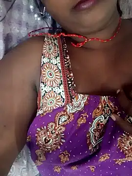 Snapshot of Mnisha6619 chatting on 10, 7, 2026 Mnisha6619 online show from 10, 7, 2026
