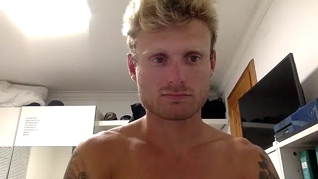 Nakedendurance1994 online show from 22, 7, 2026