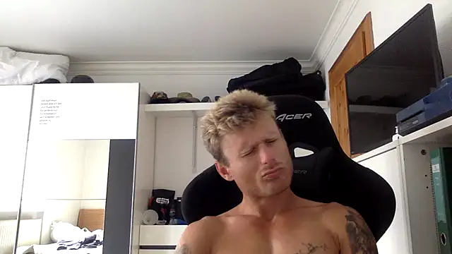 Nakedendurance1994 online show from 19, 7, 2026