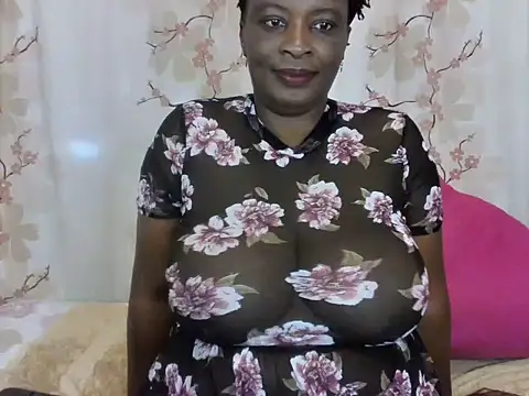 Snapshot of DARKCHOCBOOBS29 chatting on 10, 7, 2026 DARKCHOCBOOBS29 online show from 10, 7, 2026