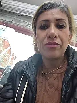 Snapshot of cielo-rojo chatting on 9, 7, 2026 cielo-rojo online show from 9, 7, 2026