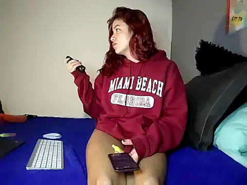 kayleemei1 online show from 12, 7, 2026