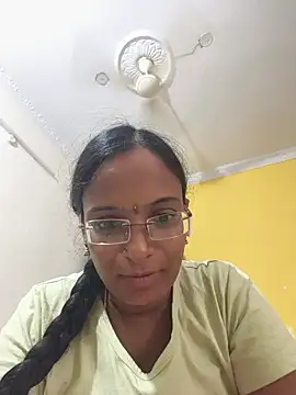 Snapshot of telugu_harika chatting on 10, 7, 2026 telugu harika online show from 10, 7, 2026