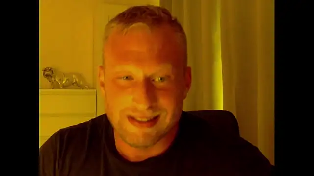 Snapshot of FitMarci chatting on 11, 7, 2026 FitMarci online show from 11, 7, 2026