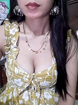 Snapshot of Amazing_Girl77 chatting on 1, 8, 2026 Amazing Girl77 online show from 1, 8, 2026