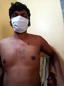 Snapshot of midnight_desire_guy chatting on 17, 7, 2026 midnight desire guy online show from 17, 7, 2026