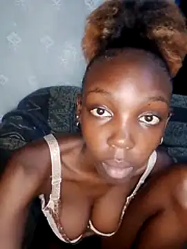 Snapshot of Slimmhottie254 chatting on 21, 7, 2026 Slimmhottie254 online show from 21, 7, 2026