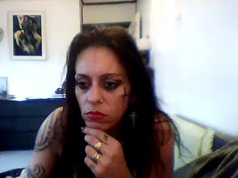 Snapshot of FreakyMaggie chatting on 10, 8, 2026 FreakyMaggie online show from 10, 8, 2026