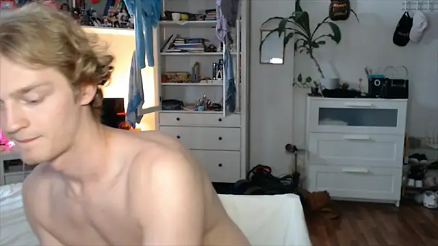 Snapshot of Daniel_yamm chatting on 15, 7, 2026 Daniel yamm online show from 15, 7, 2026