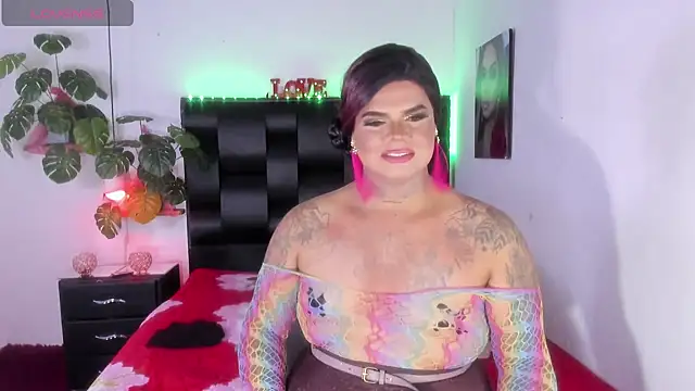 Snapshot of isabelleandbrand chatting on 8, 3, 2025 isabelleandbrand online show from 8, 3, 2025