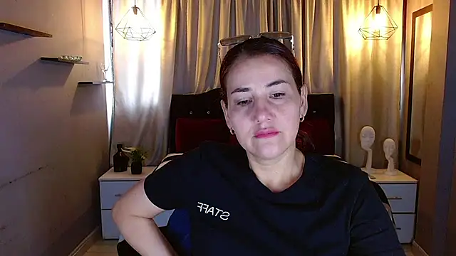 Snapshot of kathekitten chatting on 18, 7, 2026 kathekitten online show from 18, 7, 2026