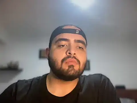 Snapshot of alejon08_ chatting on 12, 7, 2026 alejon08 online show from 12, 7, 2026