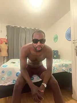 Snapshot of lovebigblacky chatting on 13, 7, 2026 lovebigblacky online show from 13, 7, 2026