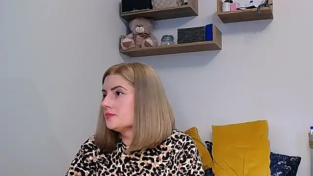 Snapshot of alisenties chatting on 17, 9, 2025 alisenties online show from 17, 9, 2025