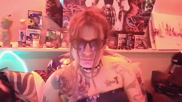 Snapshot of UrHellBri-L chatting on 13, 7, 2026 UrHellBri-L online show from 13, 7, 2026