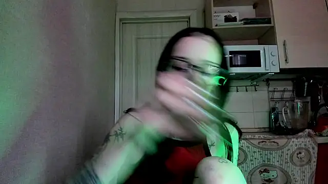 Honey Mollyy online show from 14, 7, 2026