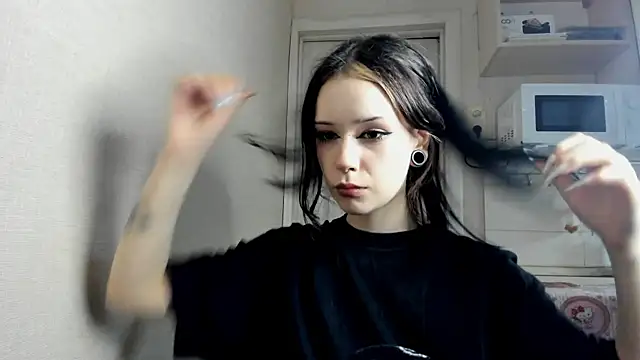 Honey Mollyy online show from 16, 7, 2026