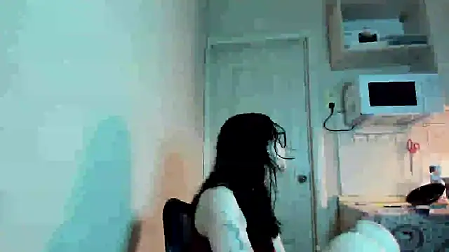 Honey Mollyy online show from 15, 7, 2026