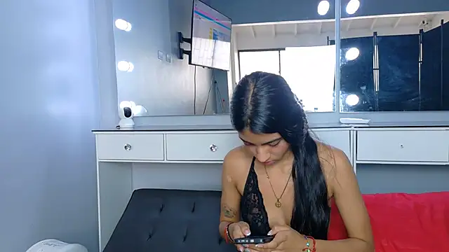 Snapshot of strawberrymia69 chatting on 15, 7, 2026 strawberrymia69 online show from 15, 7, 2026