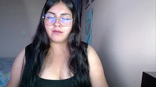 Snapshot of Alejaa_33 chatting on 14, 7, 2026 Alejaa 33 online show from 14, 7, 2026