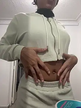 Snapshot of NikitaX_X chatting on 14, 7, 2026 NikitaX X online show from 14, 7, 2026