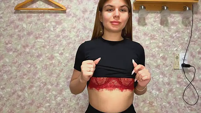 Snapshot of MillaBabe chatting on 19, 7, 2026 MillaBabe online show from 19, 7, 2026