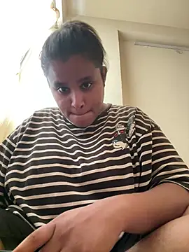 Snapshot of bhumii_ chatting on 16, 7, 2026 bhumii online show from 16, 7, 2026
