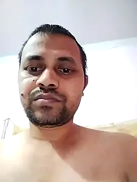 Snapshot of krvinay39 chatting on 5, 10, 2025 krvinay39 online show from 5, 10, 2025