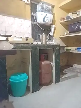 Snapshot of krvinay39 chatting on 12, 4, 2026 krvinay39 online show from 12, 4, 2026