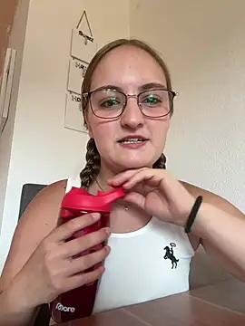 Snapshot of Sexy_Sophia_ chatting on 16, 7, 2026 Sexy Sophia online show from 16, 7, 2026