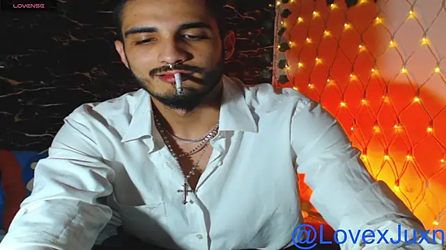 Snapshot of LovexJuxn77 chatting on 17, 7, 2026 LovexJuxn77 online show from 17, 7, 2026