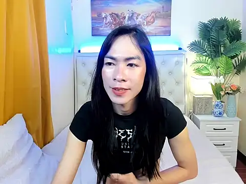YourTSLovely online show from 5, 8, 2026