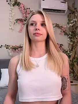 Snapshot of alice-woond chatting on 16, 7, 2026 alice-woond online show from 16, 7, 2026