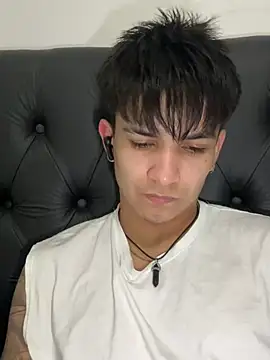 Snapshot of tailung228 chatting on 16, 7, 2026 tailung228 online show from 16, 7, 2026