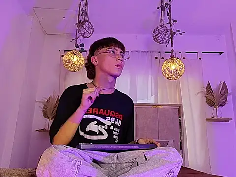 Xander Grey online show from 17, 7, 2026
