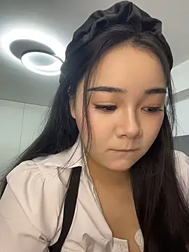 Snapshot of Luna-girl chatting on 21, 7, 2026 Luna-girl online show from 21, 7, 2026