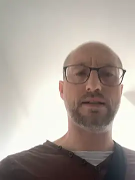Snapshot of Rosbif69 chatting on 21, 7, 2026 Rosbif69 online show from 21, 7, 2026