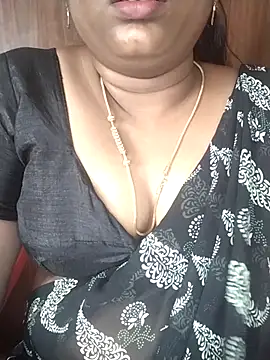 Snapshot of Tamil_hot_Shalini chatting on 19, 7, 2026 Tamil hot Shalini online show from 19, 7, 2026
