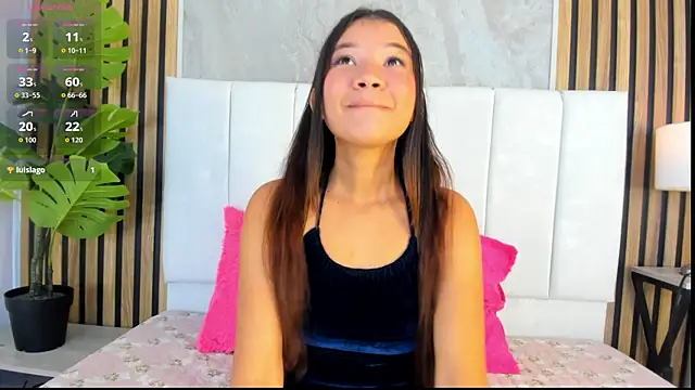 Snapshot of Amelie_12 chatting on 19, 7, 2026 Amelie 12 online show from 19, 7, 2026