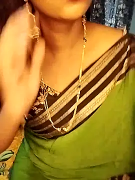 Snapshot of kannada_sakhi_siri666 chatting on 17, 7, 2026 kannada sakhi siri666 online show from 17, 7, 2026
